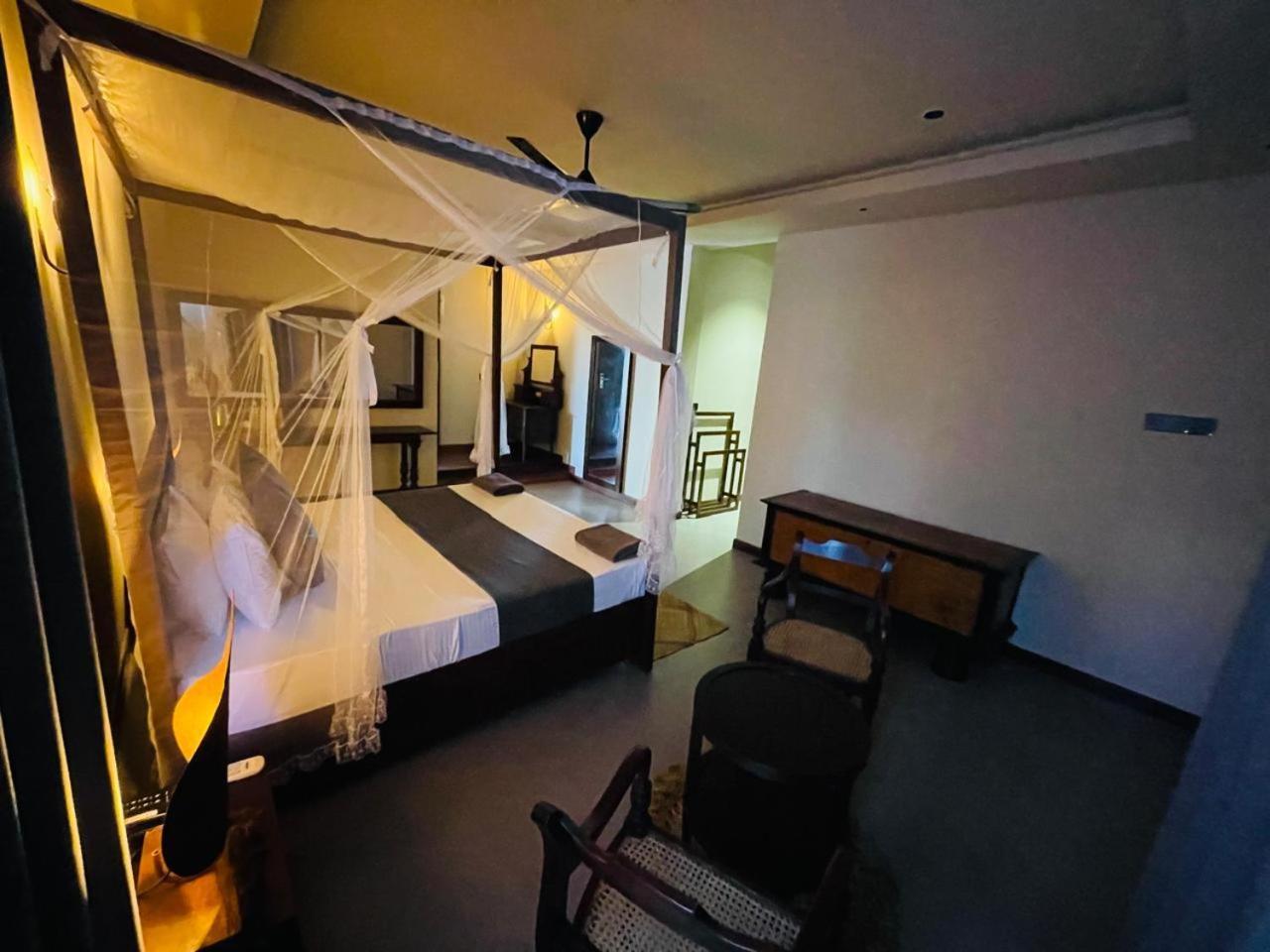 Bohemian Nest Hotel Negombo Ngoại thất bức ảnh
