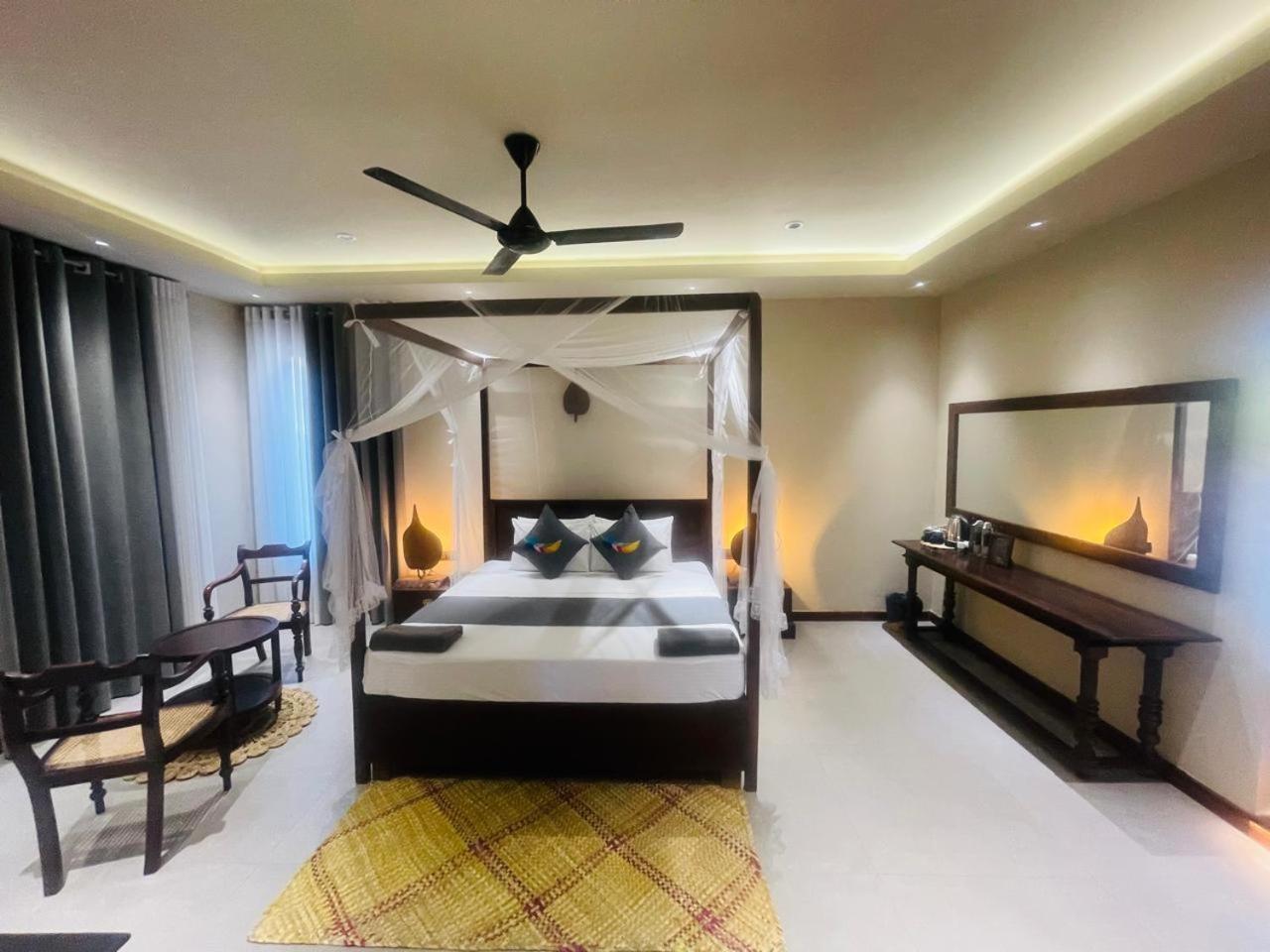 Bohemian Nest Hotel Negombo Ngoại thất bức ảnh
