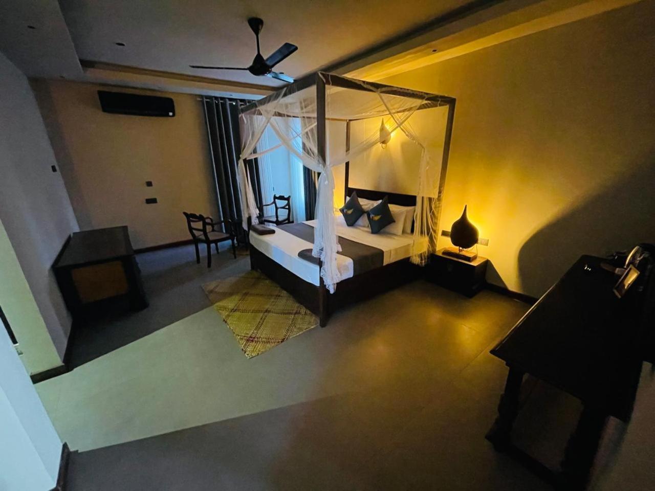 Bohemian Nest Hotel Negombo Ngoại thất bức ảnh